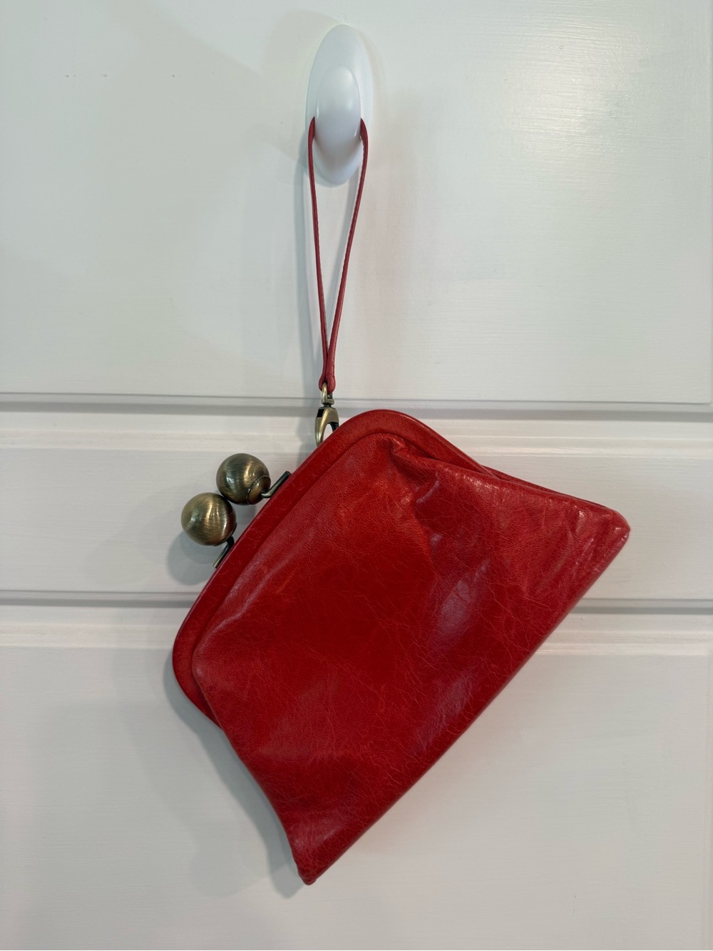 Trina Turk Red Leather Gold Kiss Lock Clutch Wristlet Oversized Ball Closure - Picture 4 of 11
